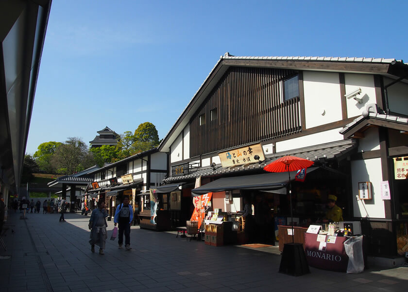 桜の馬場城彩苑